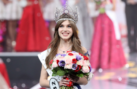 Алина Санько.