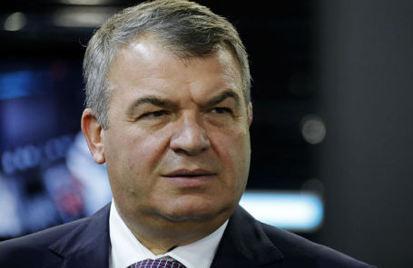 Анатолий Сердюков.