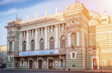 Мариинский театр в Санкт-Петербурге.