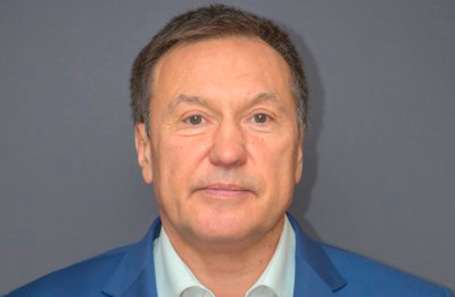 Павел Антов.