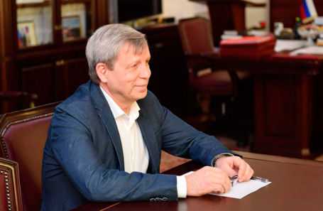 Алексей Иванов.