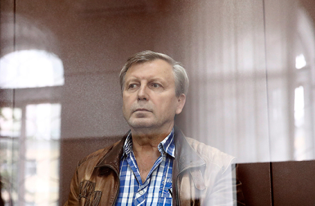 Бывший заместитель руководителя Пенсионного фонда России Алексей Иванов, подозреваемый в получении взятки, во время рассмотрения ходатайства следствия о его аресте в Басманном суде.