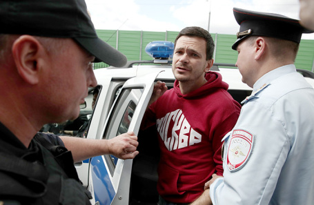 Илья Яшин (в центре).