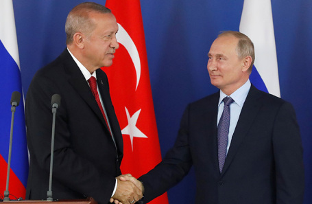 Реджеп Тайип Эрдоган и Владимир Путин во время встречи в Жуковском.