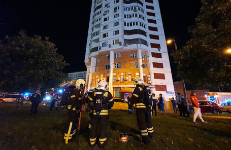 Оперативные службы на месте происшествия.