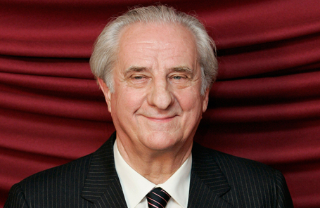 Мишель Омон.