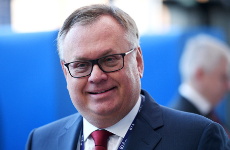 Андрей Костин.