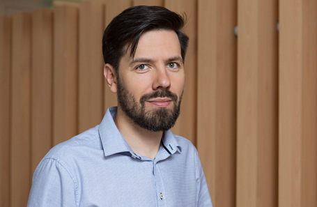 Артем Кумпель.