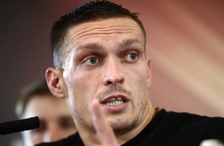 Финал Всемирной боксерской суперсерии WBSS в Москве.