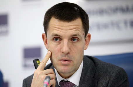 Сергей Кузнецов.