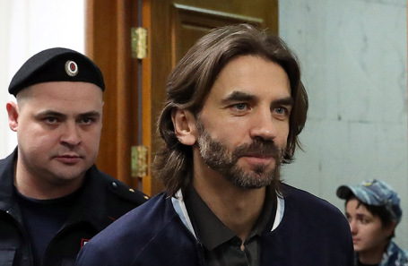 Михаил Абызов.