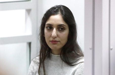 Наама Иссасхар.