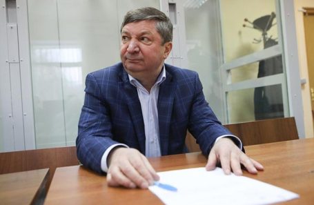 Халил Арсланов.