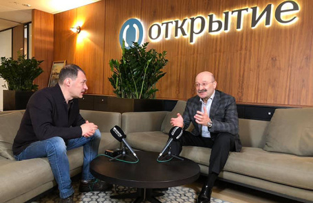 Илья Копелевич и Михаил Задорнов.