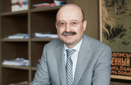 Михаил Задорнов.