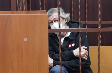 Михаил Ефремов.