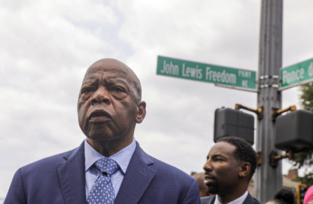 Джон Льюис.