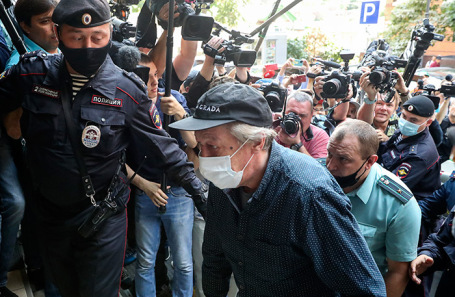Михаил Ефремов.