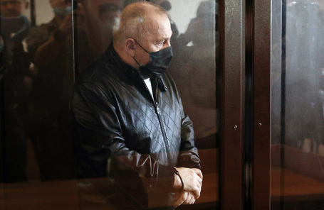 Юрий Цукерман.