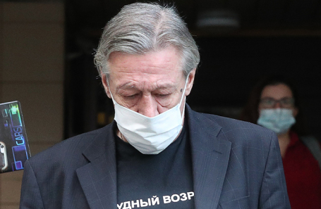 Михаил Ефремов.