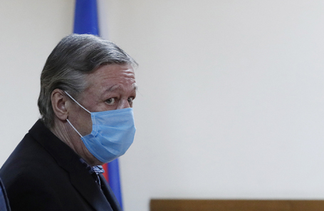 Михаил Ефремов.