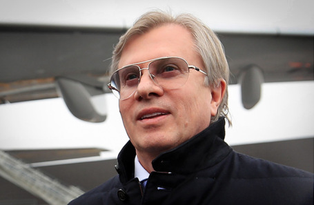Виталий Савельев.