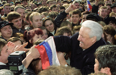 Белгородская область. 1996 год. Президент России Борис Ельцин во время избирательной кампании.
