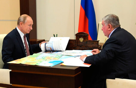 Владимир Путин и Игорь Сечин.