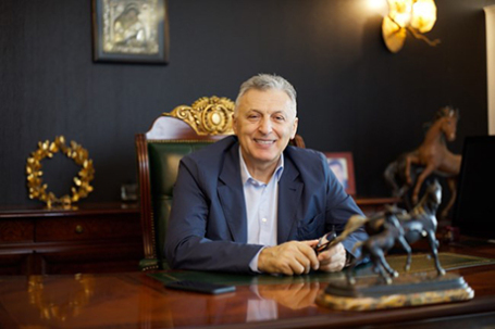 Борис Музенидис.
