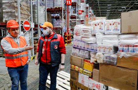 Продуктовый распределительный центр в Московской области.