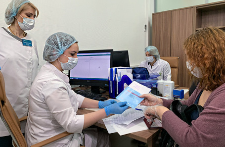 Старт работы новых мобильных бригад вакцинации от COVID-19 в Москве.