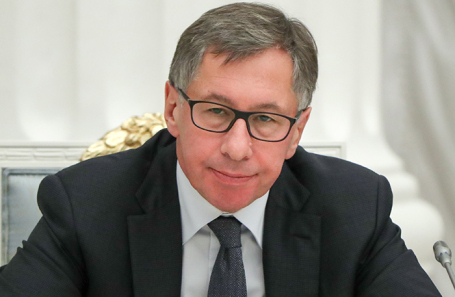 Петр Авен.