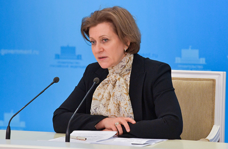 Анна Попова.