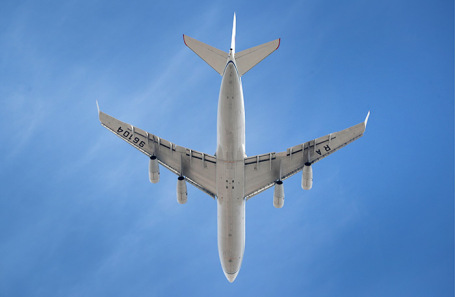 Самолет Ил-96-400М.