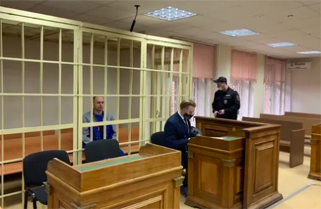 Антон Котов (слева).