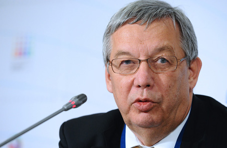 Валентин Гапонцев.