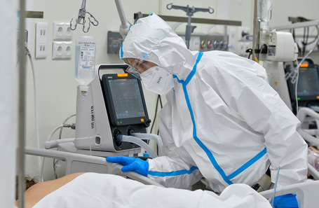 В одной из больниц для больных COVID-19.