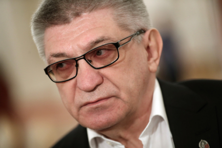 Режиссер Александр Сокуров.