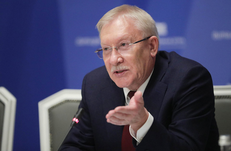 Олег Морозов.