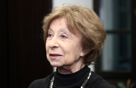 Лия Ахеджакова. 