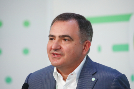 Первый зампред правления «Сбера» Лев Хасис.