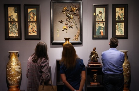 Ярмарка «Арт Москва» в Гостином дворе.