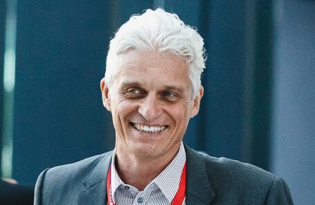 Олег Тиньков.