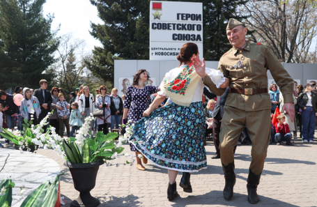 Празднование Дня Победы в Новосибирске.