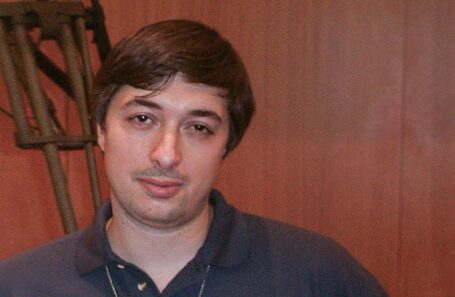 Ровшан Аскеров.