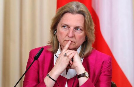 Карин Кнайсль.