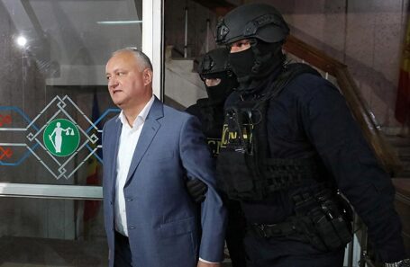Игорь Додон.