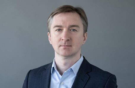 Дмитрий Давиденко.