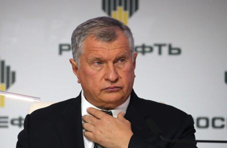 Игорь Сечин.