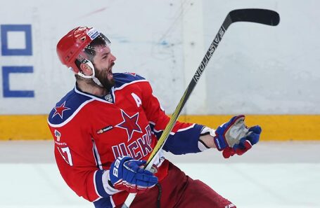 Александр Радулов.